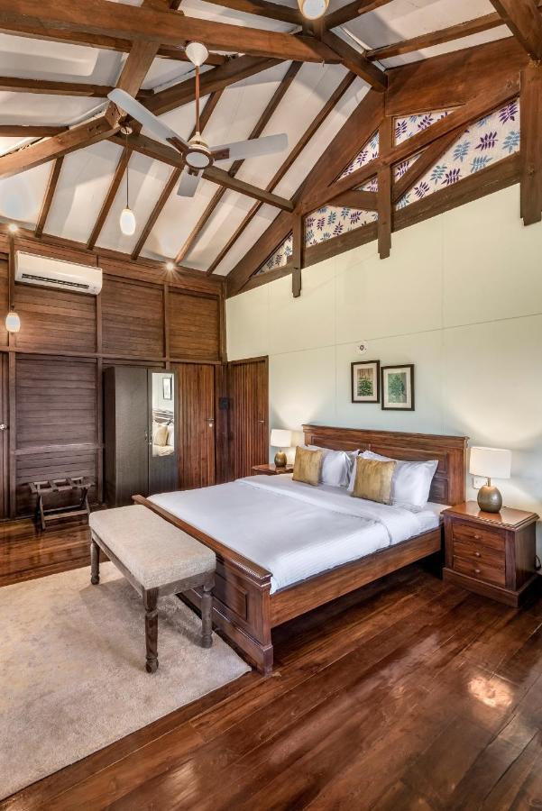 Saffronstays Boulevard Loghouse - A Wooden Chalet Amidst Nature Karli Luaran gambar
